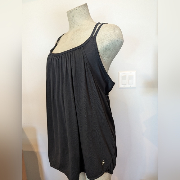 Torrid Performance cotton Scoop Neck Active Tank With Bra Deep Black Size 3x. - Picture 11 of 16